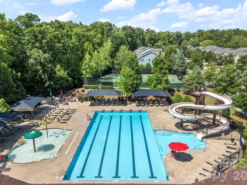 2238 Bluebell Way, Tega Cay, SC 29708.  MLS# CAR4400868, YatesRealty ID 36542. Community Amenities