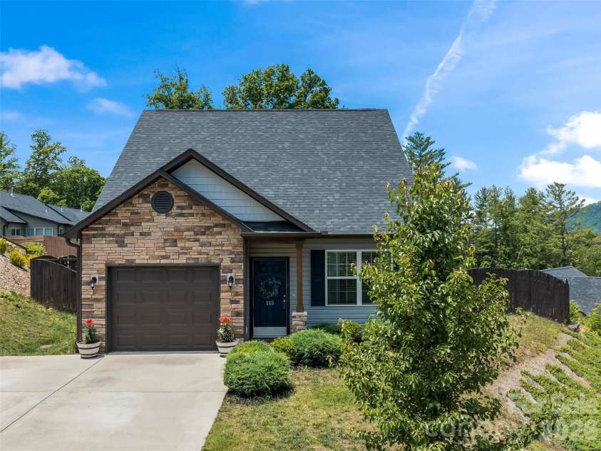 115 Water Leaf Drive, Weaverville, NC 28787.  MLS# CAR4389207, YatesRealty ID 36543. 