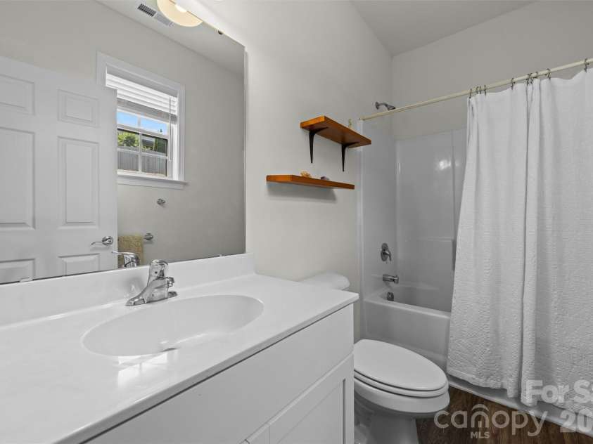 115 Water Leaf Drive, Weaverville, NC 28787.  MLS# CAR4389207, YatesRealty ID 36543. 