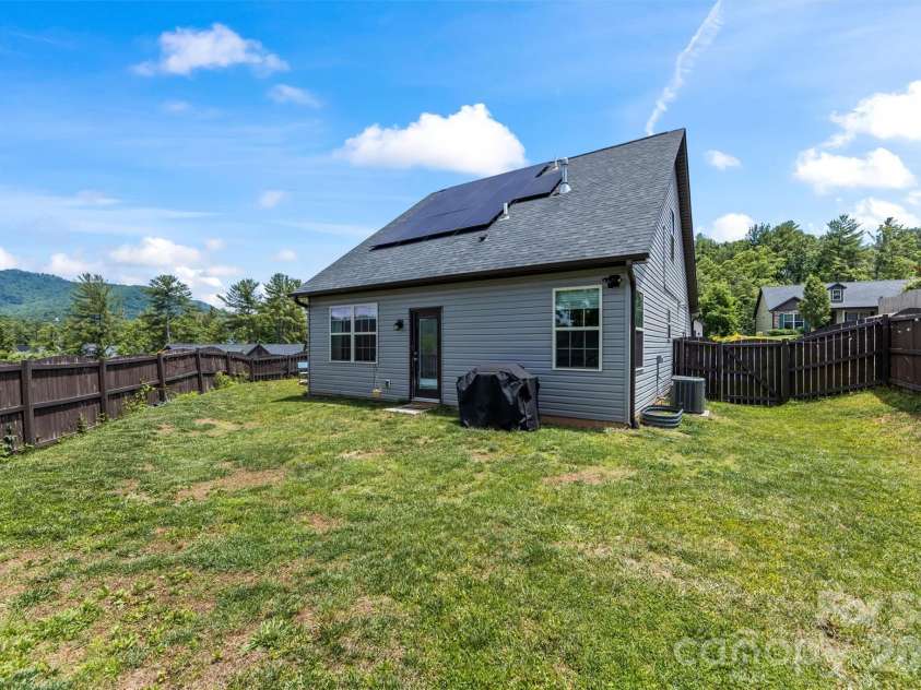 115 Water Leaf Drive, Weaverville, NC 28787.  MLS# CAR4389207, YatesRealty ID 36543. 