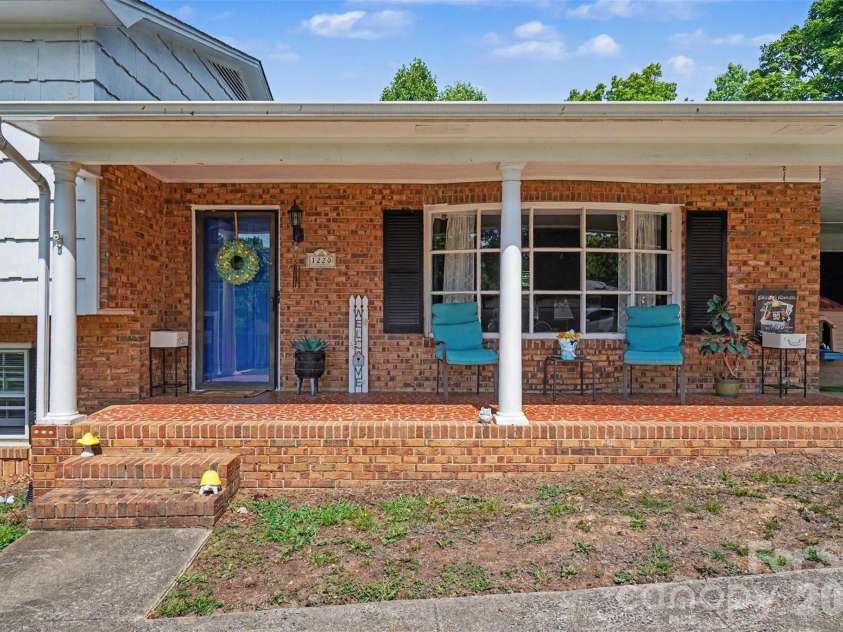 1220 Starlight Drive, Shelby, NC 28152.  MLS# CAR4401292, YatesRealty ID 36544. 