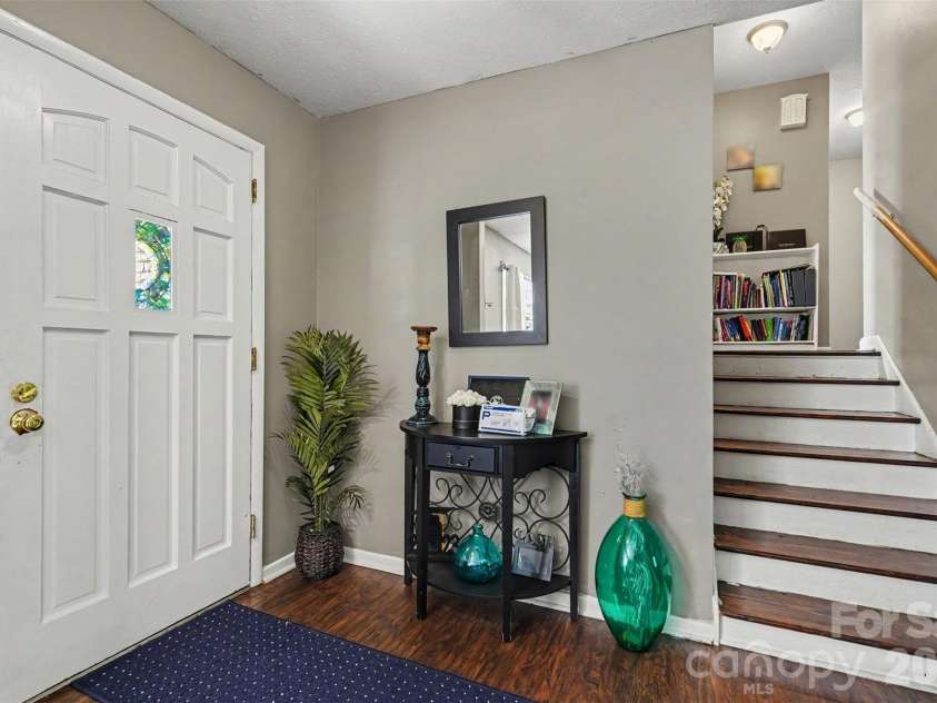 1220 Starlight Drive, Shelby, NC 28152.  MLS# CAR4401292, YatesRealty ID 36544. 