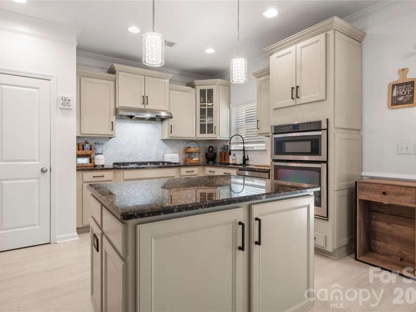 724 Balboa Court, Fort Mill, SC 29715.  MLS# CAR4396406, YatesRealty ID 36545. 