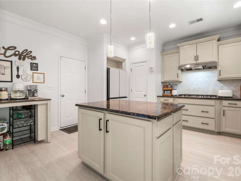 724 Balboa Court, Fort Mill, SC 29715.  MLS# CAR4396406, YatesRealty ID 36545. 