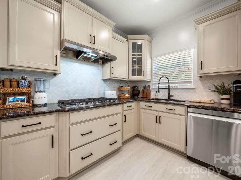 724 Balboa Court, Fort Mill, SC 29715.  MLS# CAR4396406, YatesRealty ID 36545. 