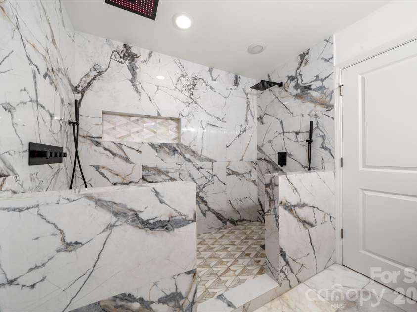 724 Balboa Court, Fort Mill, SC 29715.  MLS# CAR4396406, YatesRealty ID 36545. 