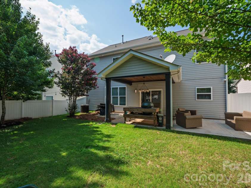 724 Balboa Court, Fort Mill, SC 29715.  MLS# CAR4396406, YatesRealty ID 36545. 
