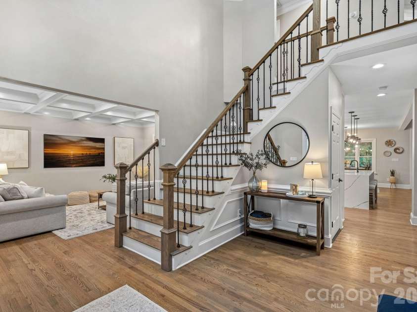 5634 Camelot Drive, Charlotte, NC 28270.  MLS# CAR4389012, YatesRealty ID 36546. 