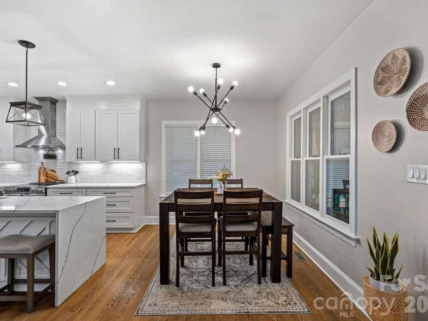 5634 Camelot Drive, Charlotte, NC 28270.  MLS# CAR4389012, YatesRealty ID 36546. 