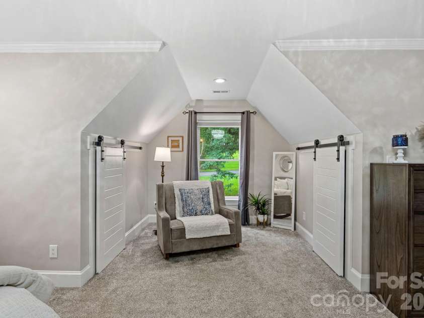 5634 Camelot Drive, Charlotte, NC 28270.  MLS# CAR4389012, YatesRealty ID 36546. 