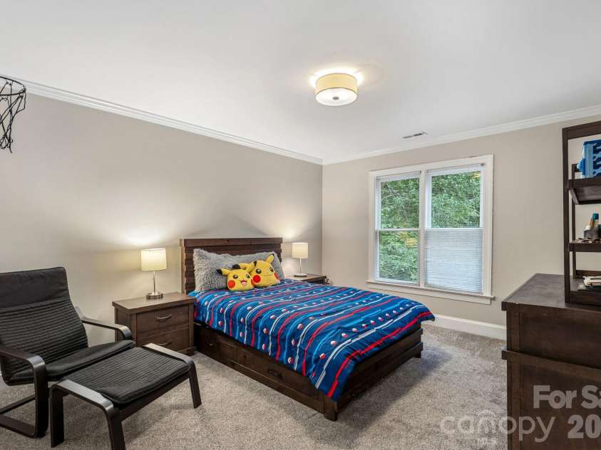 5634 Camelot Drive, Charlotte, NC 28270.  MLS# CAR4389012, YatesRealty ID 36546. 