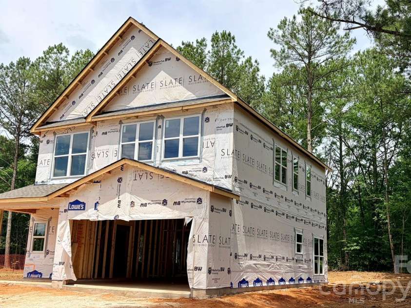 5105 Heron Lane, Concord, NC 28025.  MLS# CAR4400590, YatesRealty ID 36547. 