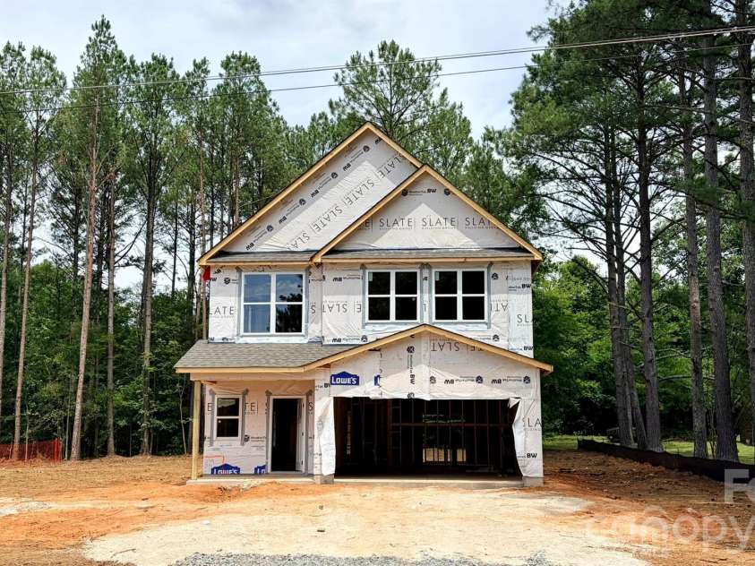 5105 Heron Lane, Concord, NC 28025.  MLS# CAR4400590, YatesRealty ID 36547. 