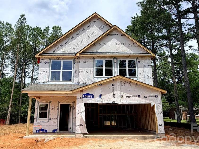 5105 Heron Lane, Concord, NC 28025.  MLS# CAR4400590, YatesRealty ID 36547. 