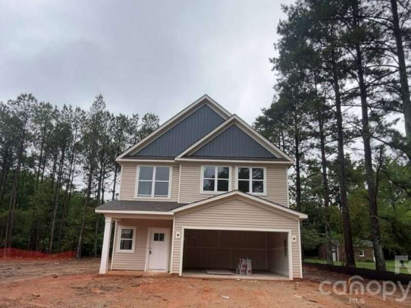 5105 Heron Lane, Concord, NC 28025.  MLS# CAR4400590, YatesRealty ID 36547. 