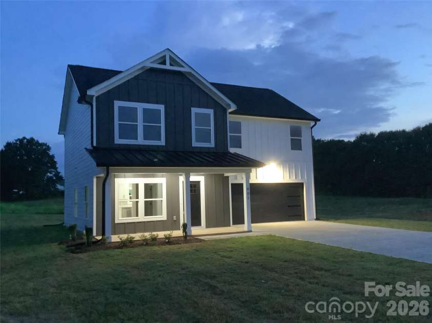 401 Oak Grove Road, Kings Mountain, NC 28086.  MLS# CAR4399494, YatesRealty ID 36548. Front View