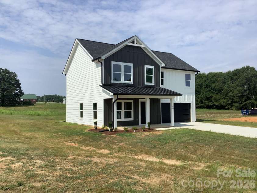 401 Oak Grove Road, Kings Mountain, NC 28086.  MLS# CAR4399494, YatesRealty ID 36548. Front View