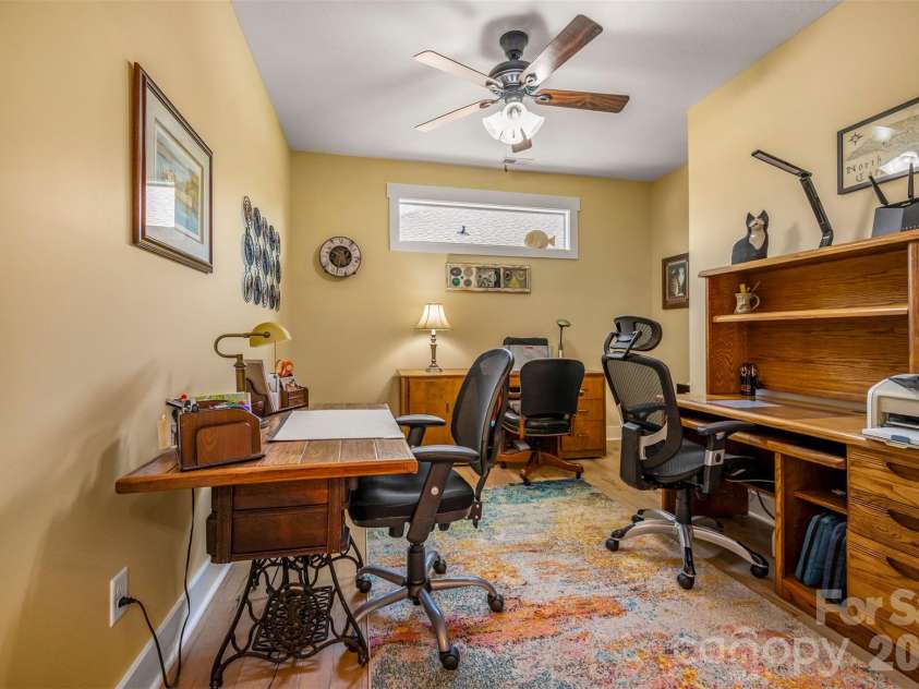 584 Summerfield Place, Flat Rock, NC 28731.  MLS# CAR4401680, YatesRealty ID 36549. Large office or flex space