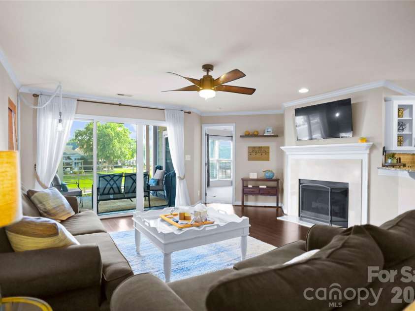 18525 Harborside Drive, Cornelius, NC 28031.  MLS# CAR4325069, YatesRealty ID 3655. 