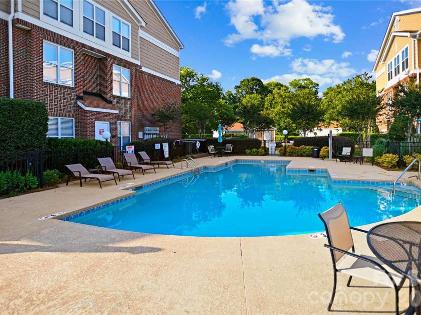 18525 Harborside Drive, Cornelius, NC 28031.  MLS# CAR4325069, YatesRealty ID 3655. 