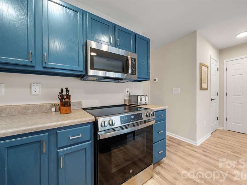 2599 Brackley Place, Concord, NC 28027.  MLS# CAR4340600, YatesRealty ID 3655. 