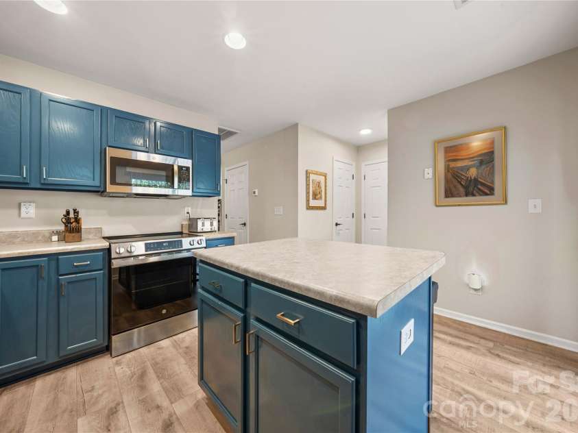 2599 Brackley Place, Concord, NC 28027.  MLS# CAR4340600, YatesRealty ID 3655. 