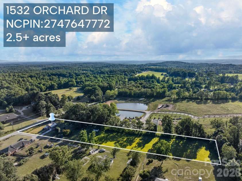 1532 Orchard Drive, Lenoir, NC 28645.  MLS# CAR4397630, YatesRealty ID 36550. 