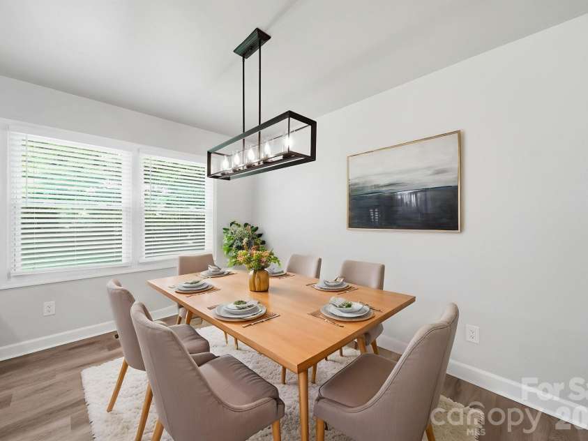 6319 Thermal Road, Charlotte, NC 28211.  MLS# CAR4399665, YatesRealty ID 36553. Dining Room - Virtually Staged