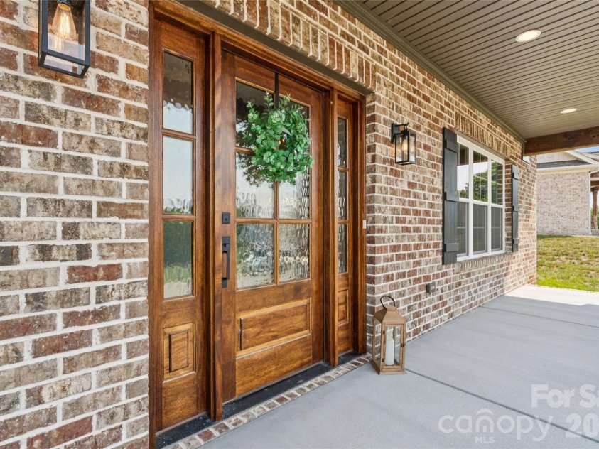 144 Reserve Drive, Mocksville, NC 27028.  MLS# CAR4400782, YatesRealty ID 36554. 