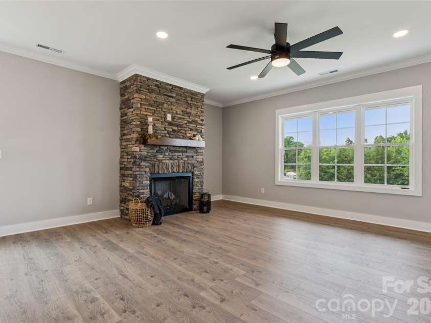 144 Reserve Drive, Mocksville, NC 27028.  MLS# CAR4400782, YatesRealty ID 36554. 