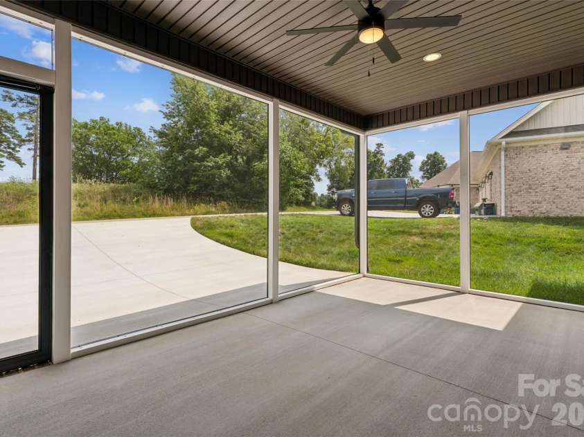 144 Reserve Drive, Mocksville, NC 27028.  MLS# CAR4400782, YatesRealty ID 36554. 