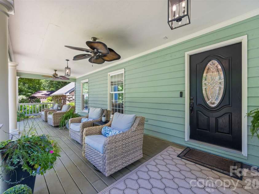 2 Pine Point Road, Lake Wylie, SC 29710.  MLS# CAR4402010, YatesRealty ID 36555. 