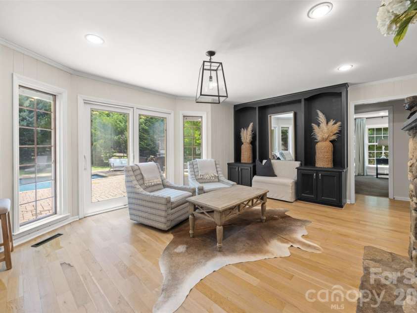 2 Pine Point Road, Lake Wylie, SC 29710.  MLS# CAR4402010, YatesRealty ID 36555. 