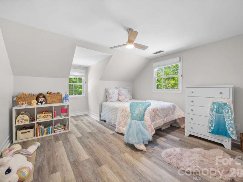 2 Pine Point Road, Lake Wylie, SC 29710.  MLS# CAR4402010, YatesRealty ID 36555. 