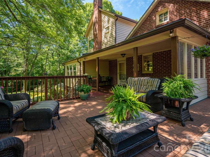 805 Aspen Street, Lincolnton, NC 28092.  MLS# CAR4395032, YatesRealty ID 36558. Deck over carport