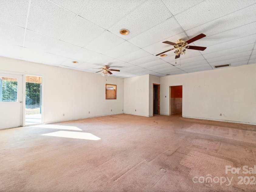 1851 Pleasant Hill Liberty Road, Liberty, NC 27298.  MLS# CAR4206444, YatesRealty ID 3656. 