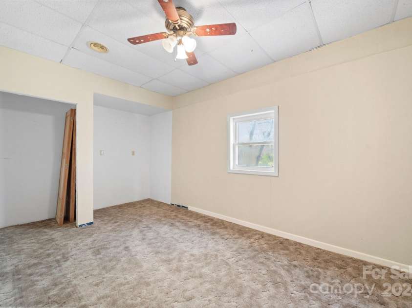 1851 Pleasant Hill Liberty Road, Liberty, NC 27298.  MLS# CAR4206444, YatesRealty ID 3656. 