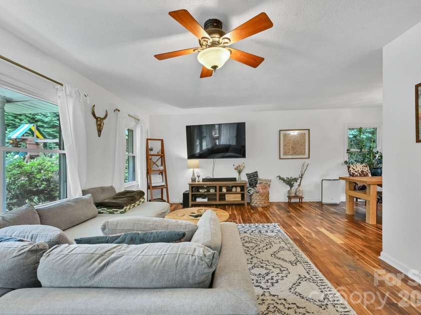 222 Timberlane Drive, Etowah, NC 28729.  MLS# CAR4402603, YatesRealty ID 36561. 