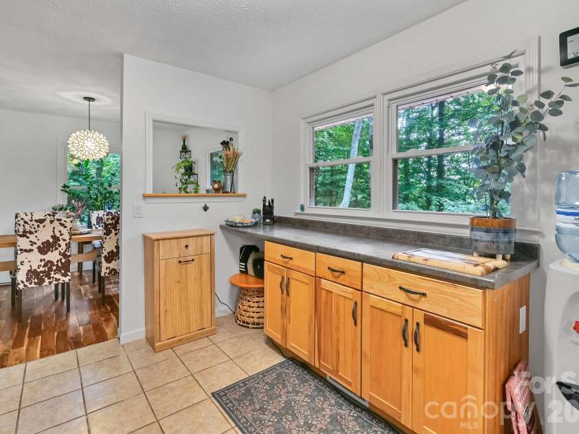 222 Timberlane Drive, Etowah, NC 28729.  MLS# CAR4402603, YatesRealty ID 36561. 