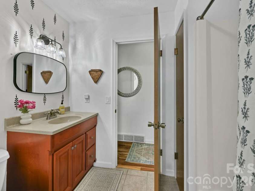 222 Timberlane Drive, Etowah, NC 28729.  MLS# CAR4402603, YatesRealty ID 36561. 