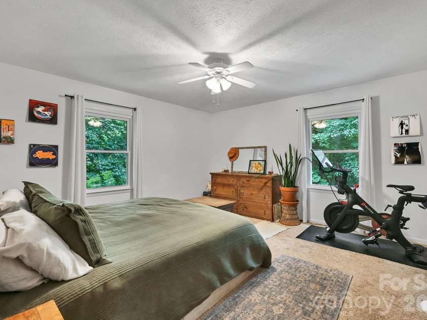 222 Timberlane Drive, Etowah, NC 28729.  MLS# CAR4402603, YatesRealty ID 36561. 