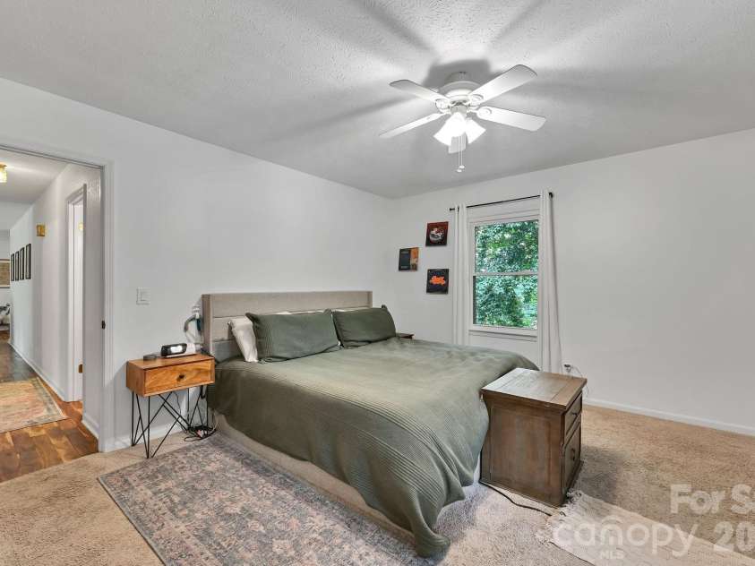 222 Timberlane Drive, Etowah, NC 28729.  MLS# CAR4402603, YatesRealty ID 36561. 