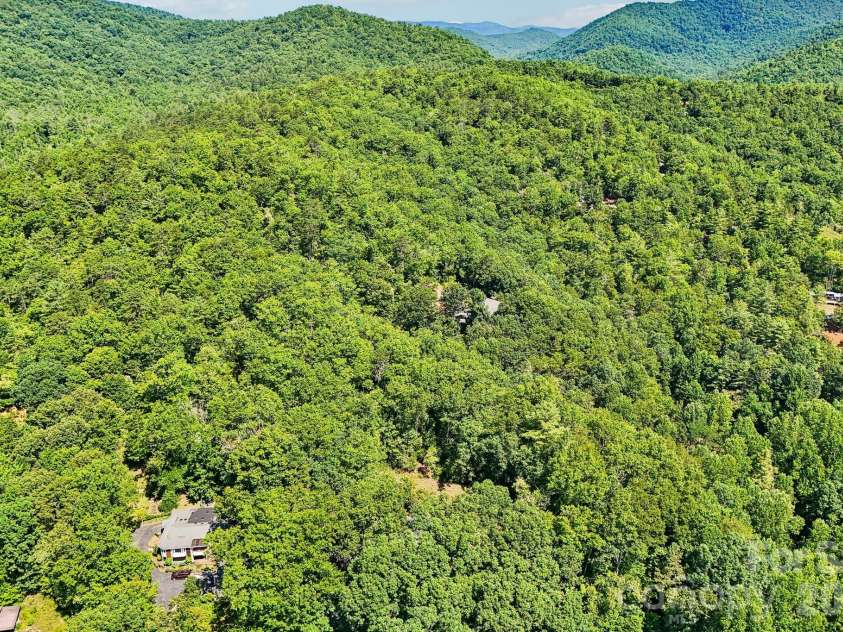 165 Westwood Drive, Brevard, NC 28712.  MLS# CAR4402303, YatesRealty ID 36564. 