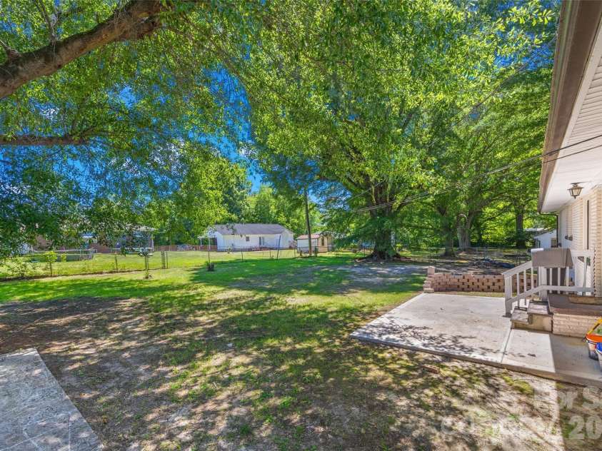 2323 Hedgewood Circle, Gastonia, NC 28052.  MLS# CAR4400483, YatesRealty ID 36565. Back-Yard