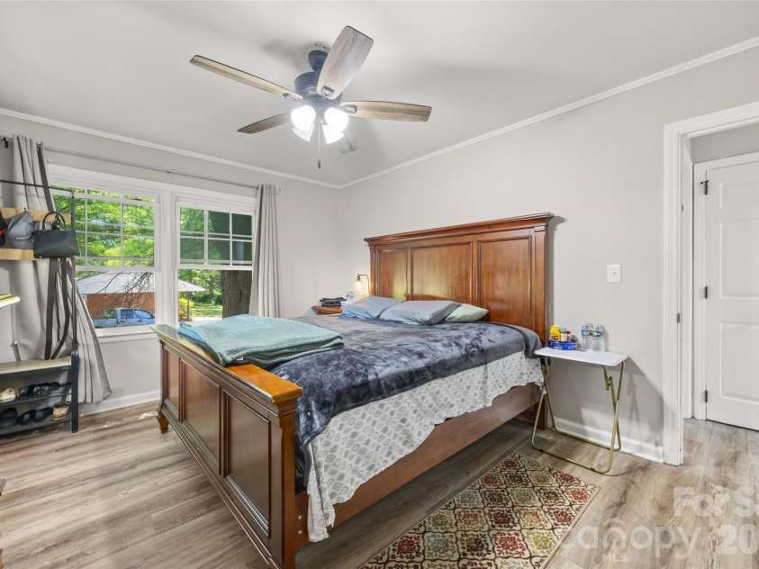 2323 Hedgewood Circle, Gastonia, NC 28052.  MLS# CAR4400483, YatesRealty ID 36565. Bedroom
