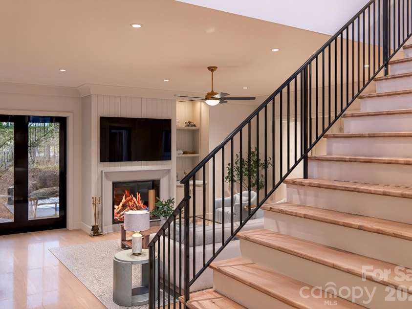212 Laurel Avenue, Charlotte, NC 28207.  MLS# CAR4386140, YatesRealty ID 36568. 