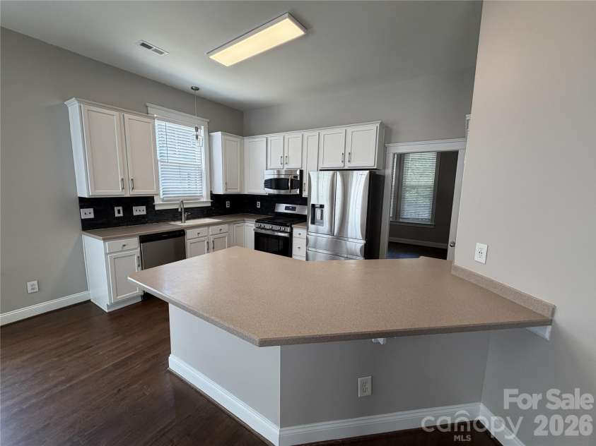 7416 Lochrein Ridge Drive, Huntersville, NC 28078.  MLS# CAR4399700, YatesRealty ID 36569. 