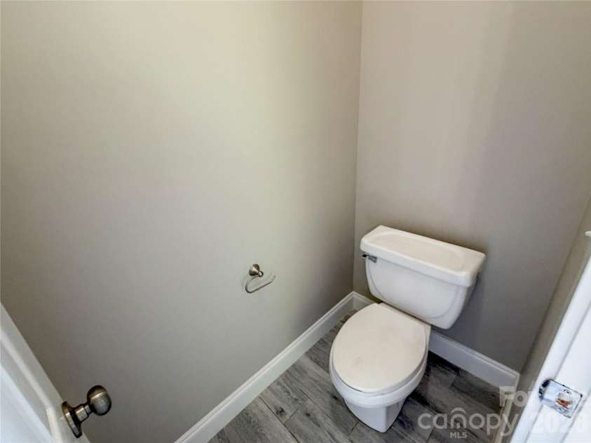 7416 Lochrein Ridge Drive, Huntersville, NC 28078.  MLS# CAR4399700, YatesRealty ID 36569. 