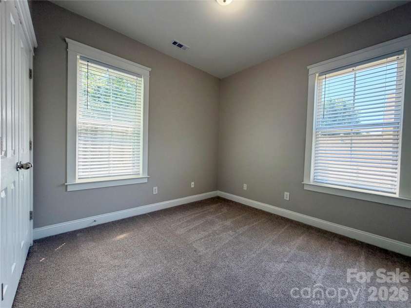 7416 Lochrein Ridge Drive, Huntersville, NC 28078.  MLS# CAR4399700, YatesRealty ID 36569. 
