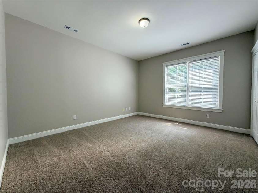 7416 Lochrein Ridge Drive, Huntersville, NC 28078.  MLS# CAR4399700, YatesRealty ID 36569. 